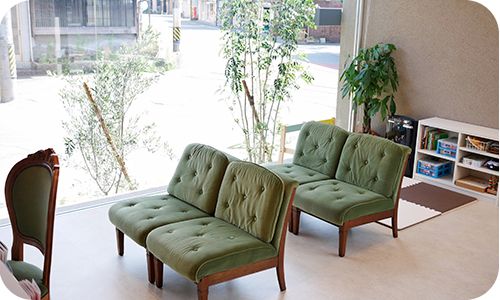 ふかつ歯科 待合室